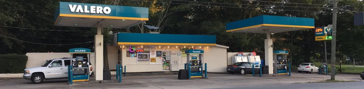 Why Are Some Gas Stations Cheaper Than Others?